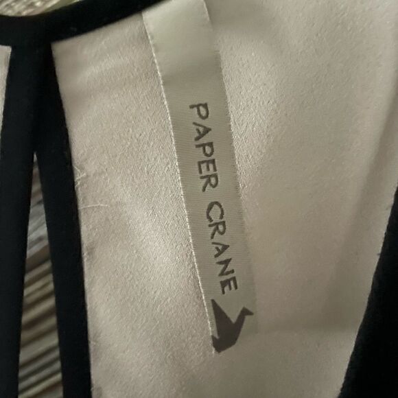Paper crane collared swing top - Picture 2 of 5